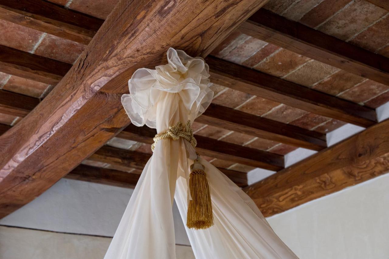Agriturismo Palazzo Conti A Пиенца Экстерьер фото