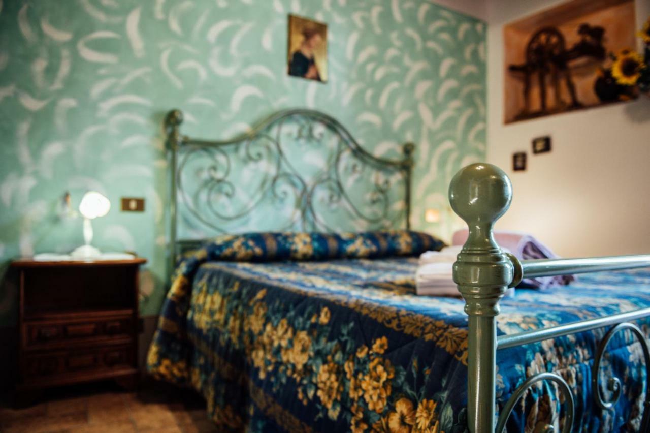 Agriturismo Palazzo Conti A Пиенца Экстерьер фото